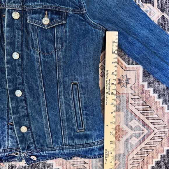 Old Navy Denim Jacket with Cream Sherpa Collar/ Interior 100% Cotton Size XS - Picture 11 of 13